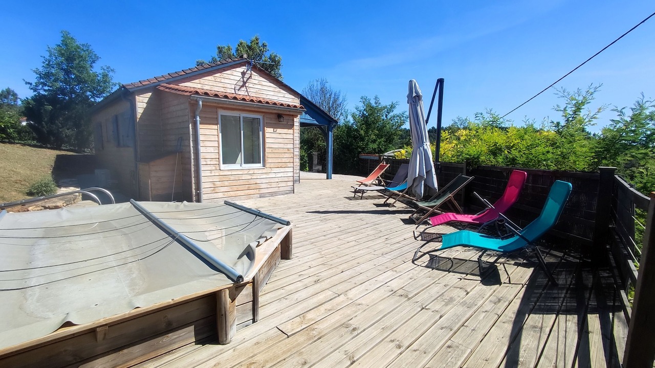 Photo of Patio Balcony in Proissans