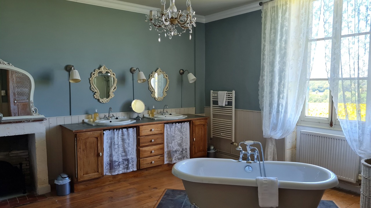 Photo of Bathroom in Bessac