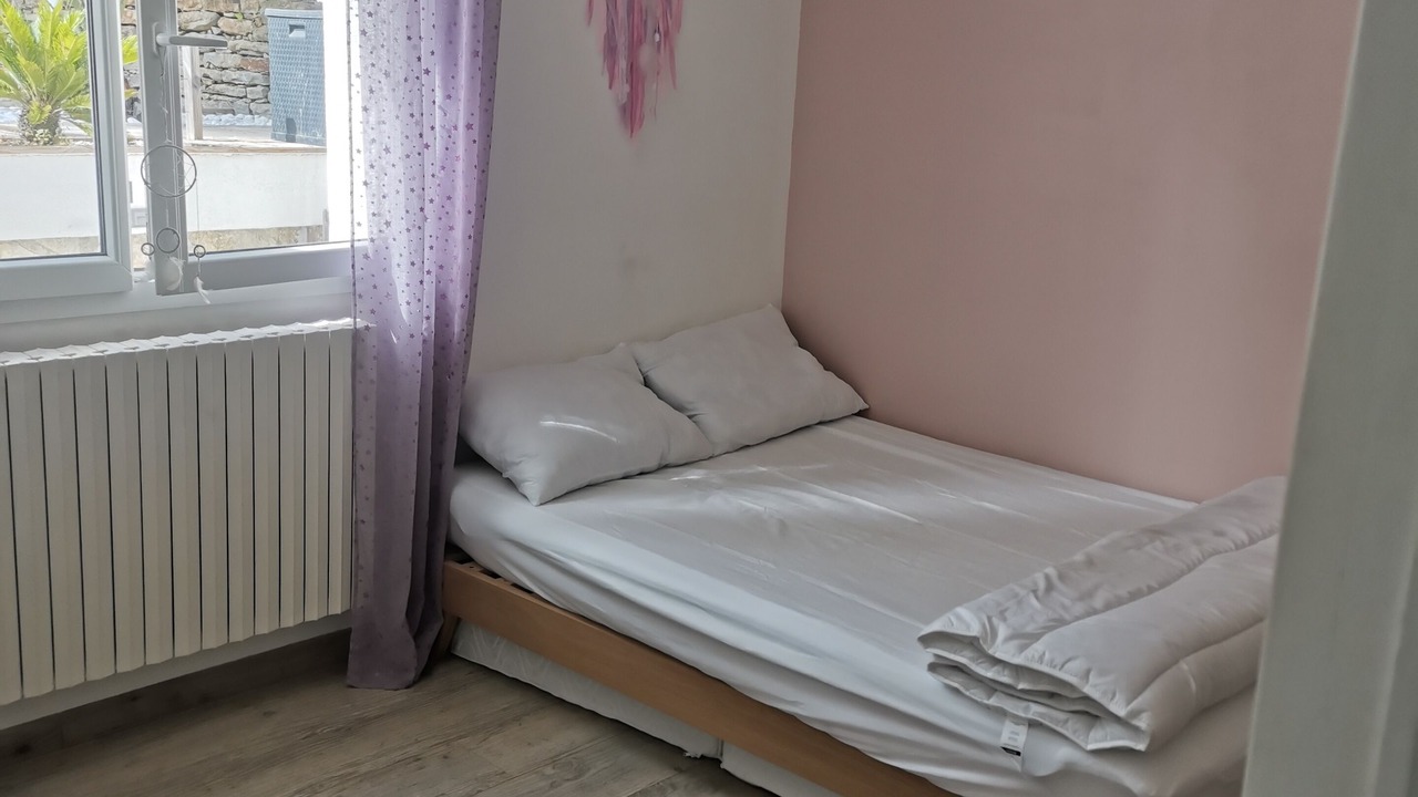 Photo of Bedroom in Carnoux-en-Provence
