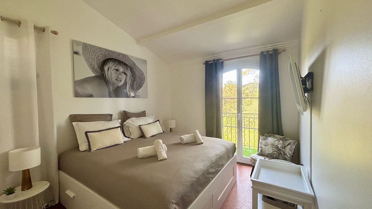 Photo of Bedroom in Les Restanques