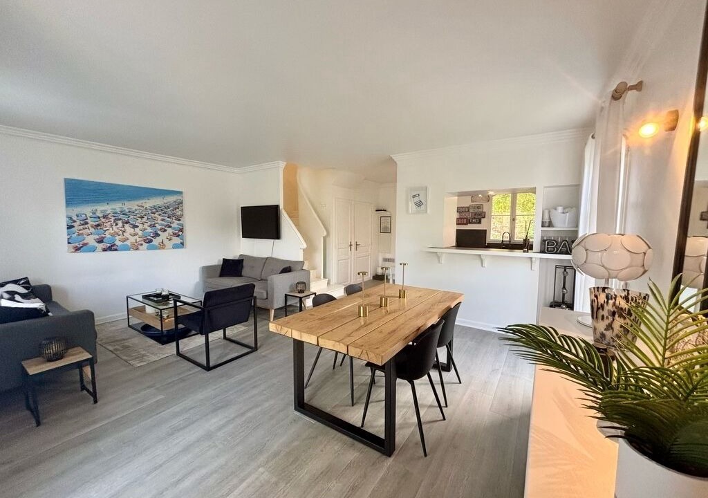 Photo of Livingroom in Les Restanques