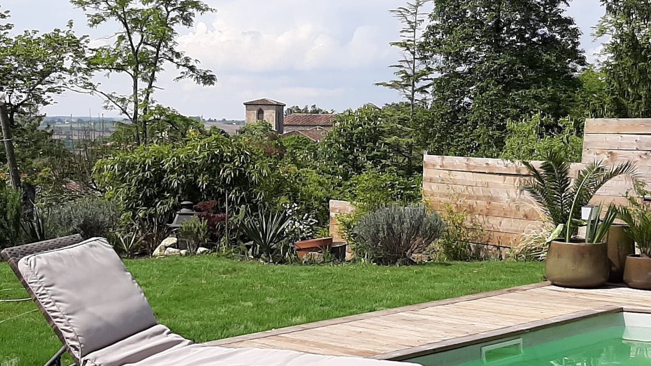 Photo of Outdoor in Nerac
