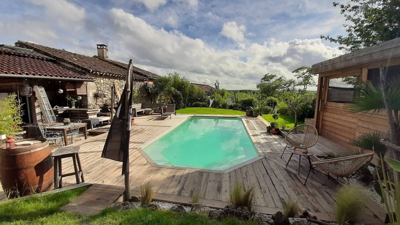 Photo of Outdoor in Nerac