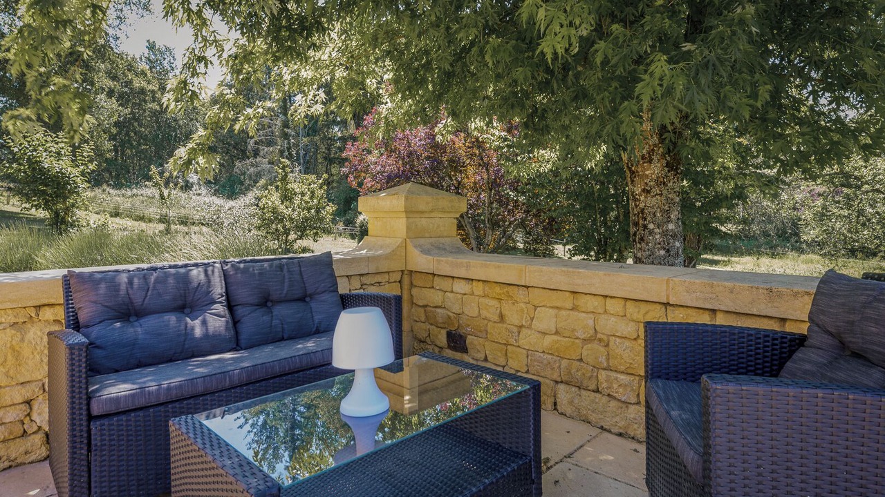 Photo of Patio Balcony in Nabirat