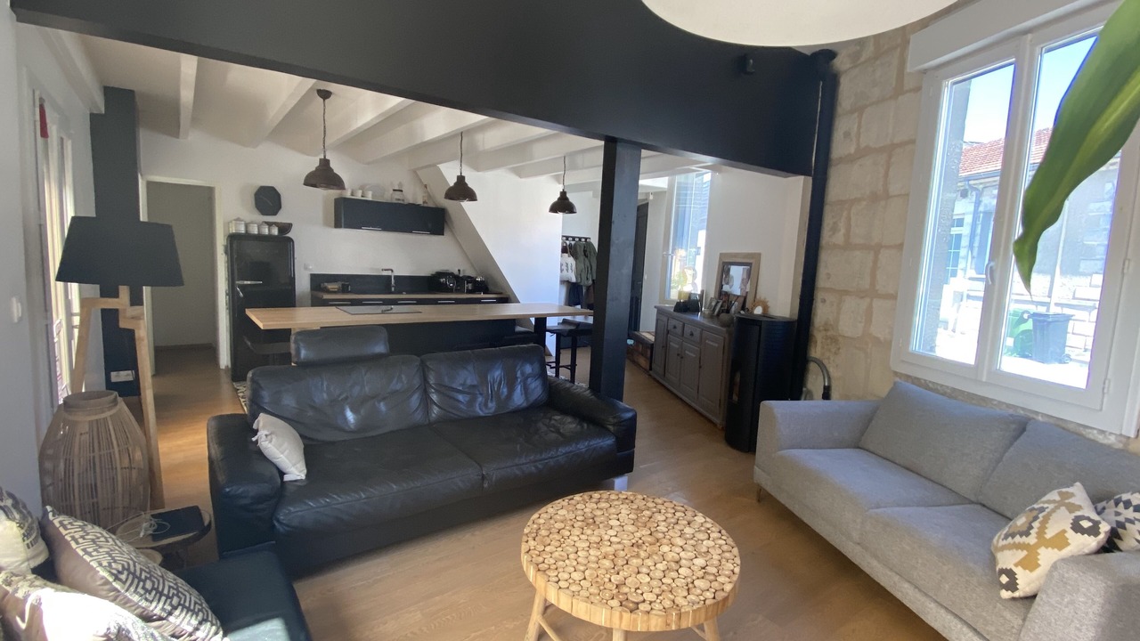 Photo of Livingroom in Begles