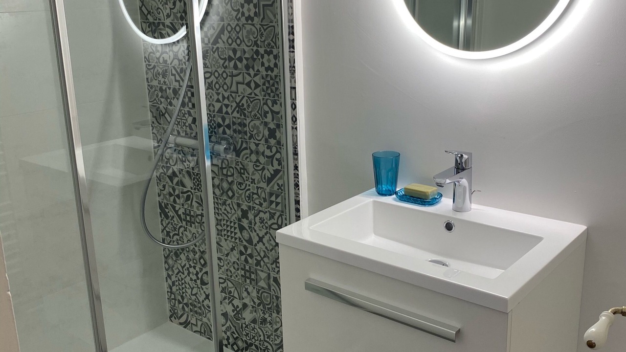Photo of Bathroom in Thaire