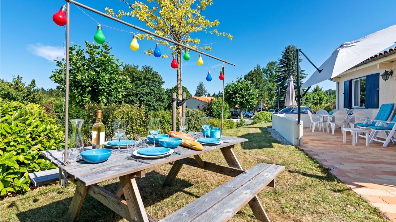 Photo of Outdoor in Ecuras