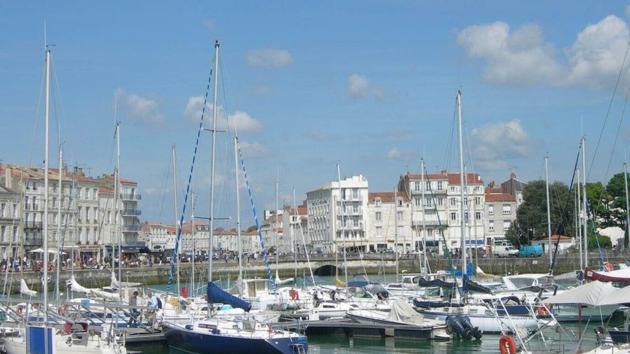 Photo of Others in Aytre