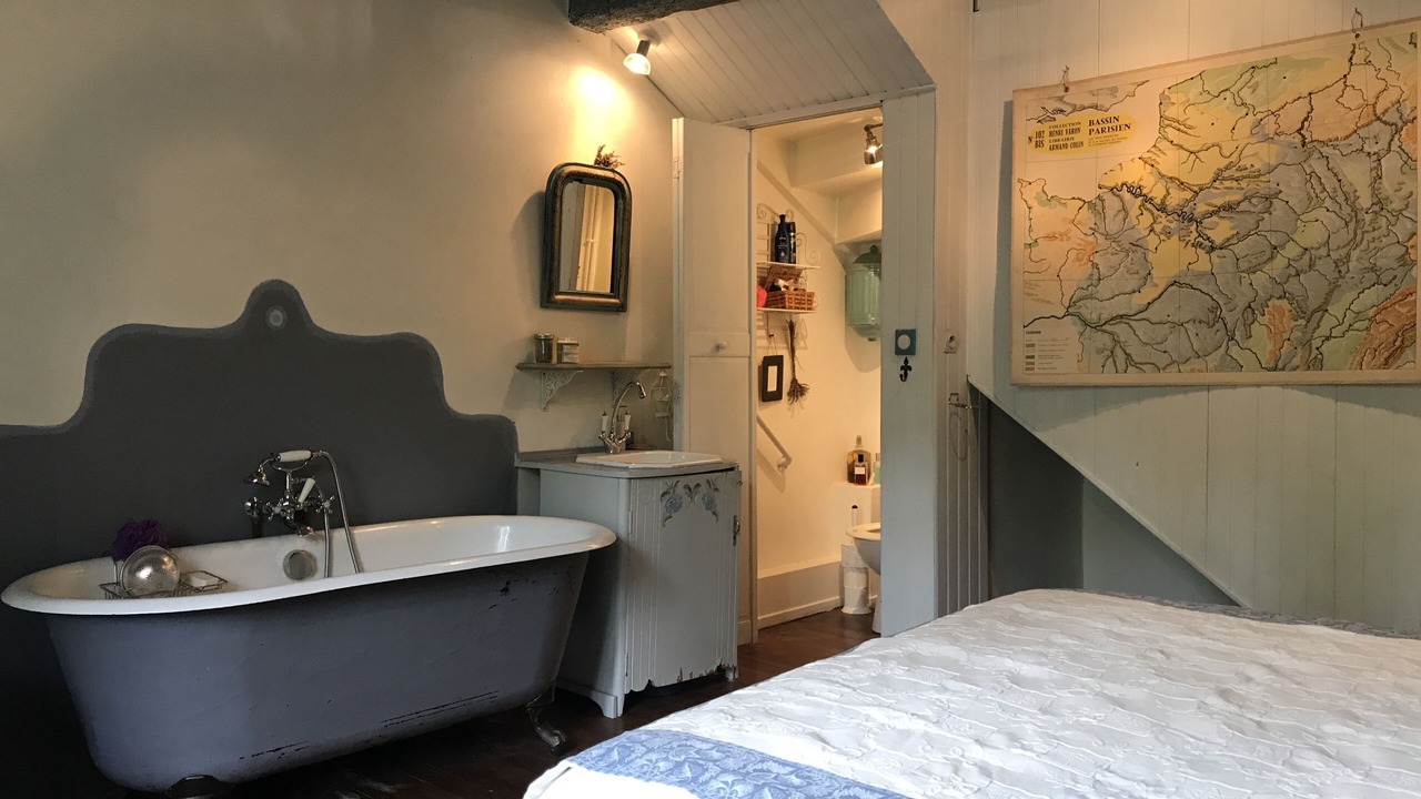 Photo of Bedroom in Serignac-sur-Garonne