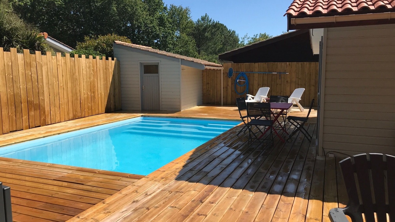 Photo of Outdoor in Grayan-Et-L'Hopital