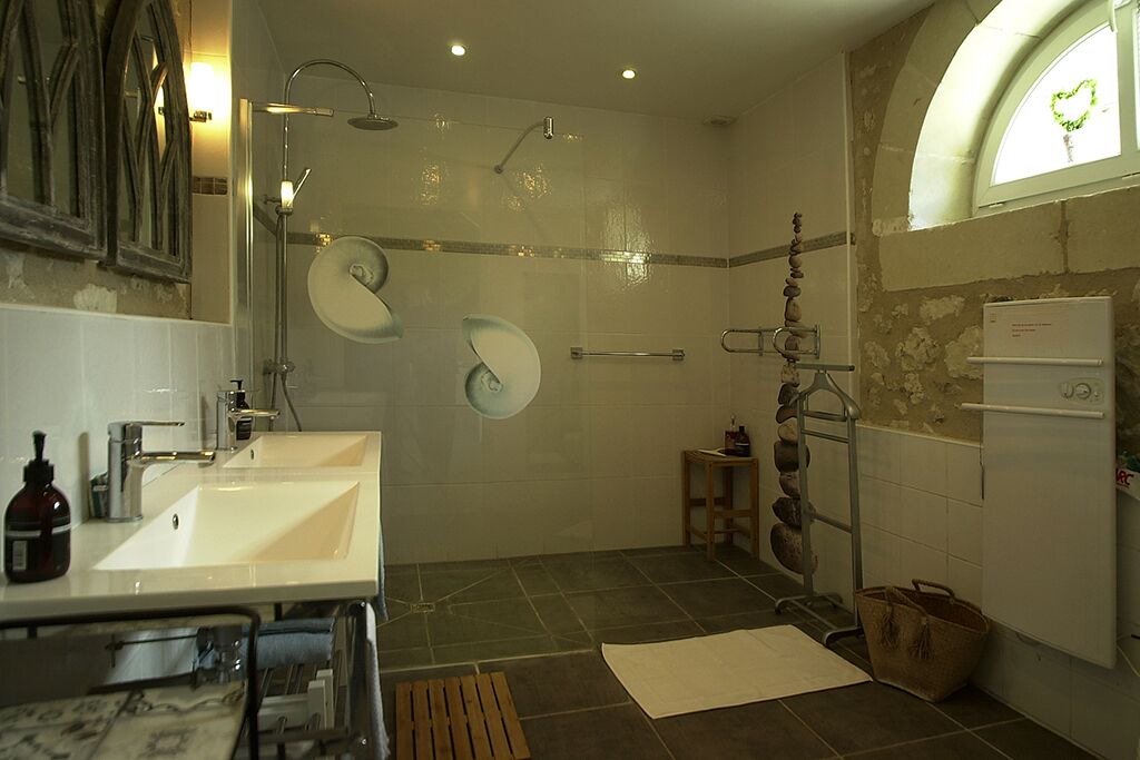 Photo of Bathroom in Les Ormes