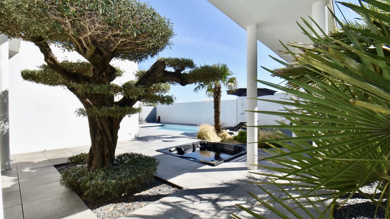 Photo of Patio Balcony in Saint-Palais-sur-Mer