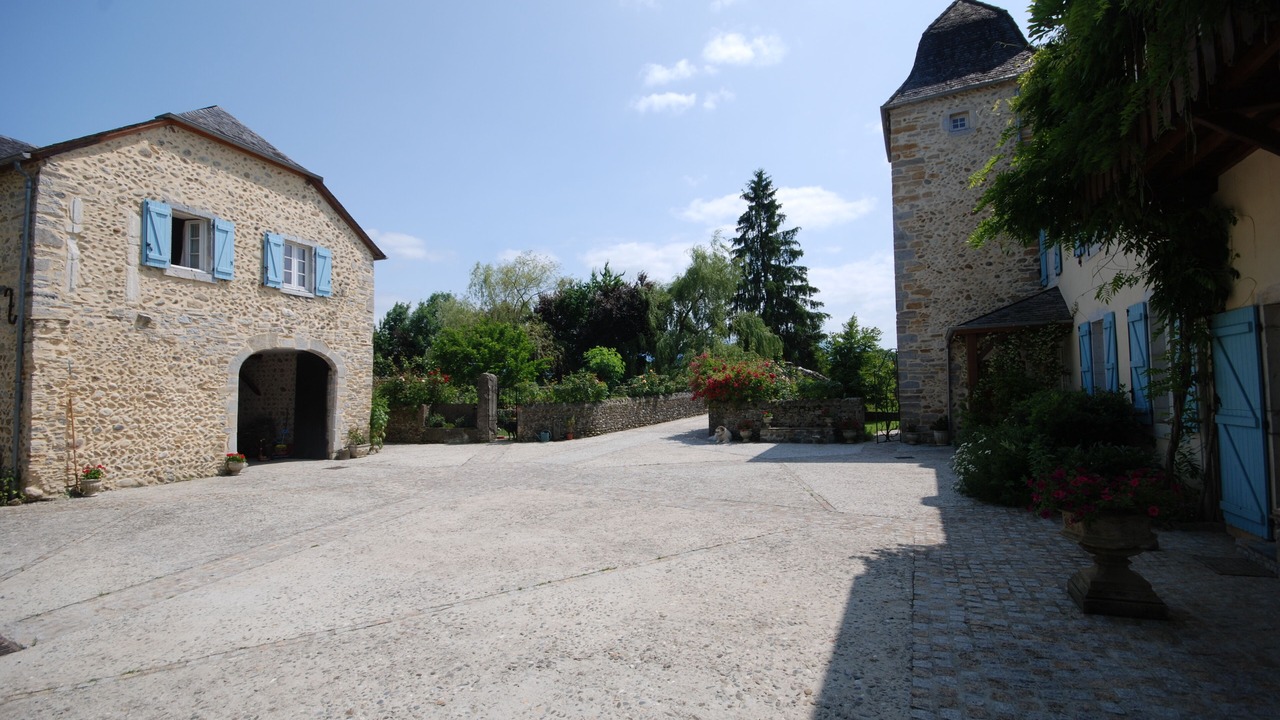 Photo of Outdoor in Precilhon