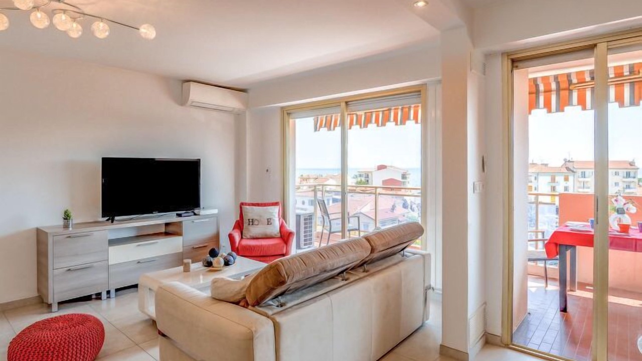 Photo of Livingroom in Cros-de-Cagnes