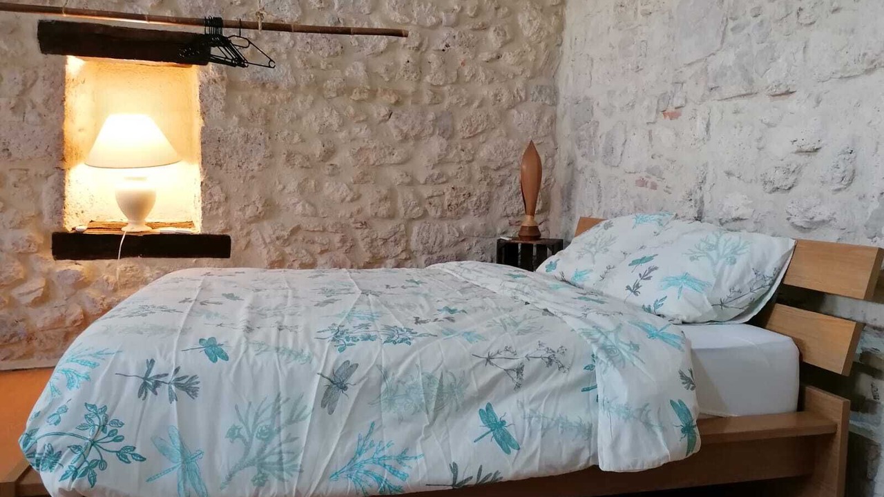 Photo of Bedroom in Casteljaloux