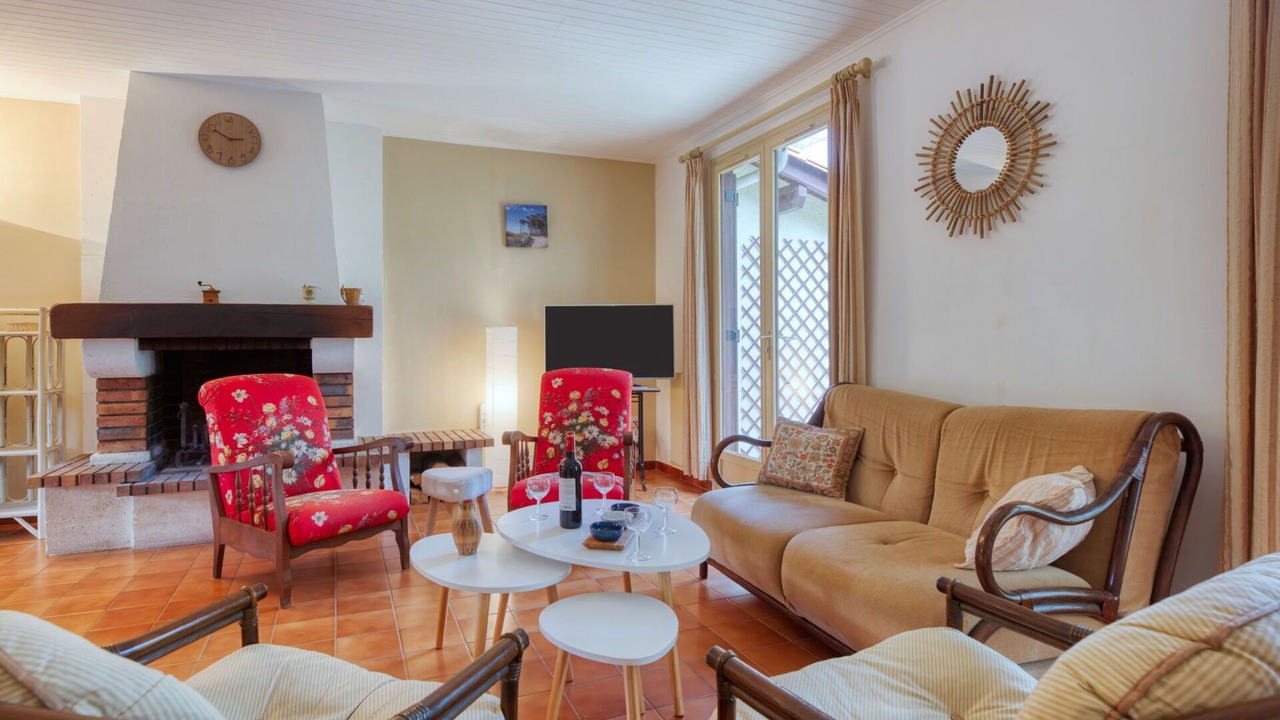 Photo of Bedroom in Maubuisson