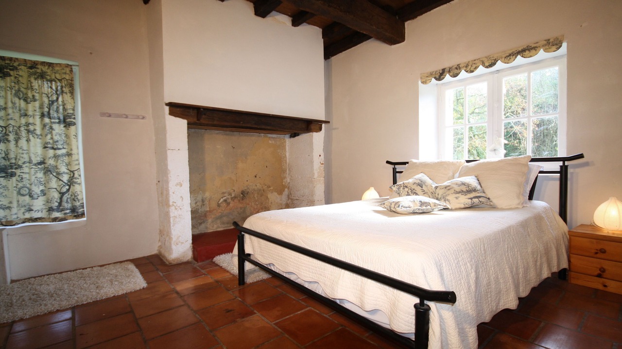 Photo of Bedroom in Lamonzie-Montastruc