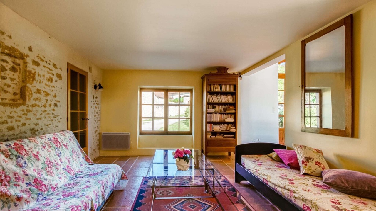 Photo of Livingroom in Sauveterre-la-Lemance