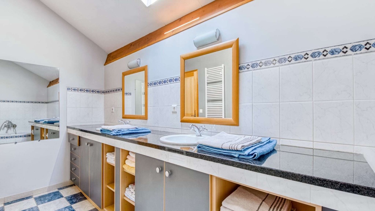 Photo of Bathroom in Sauveterre-la-Lemance