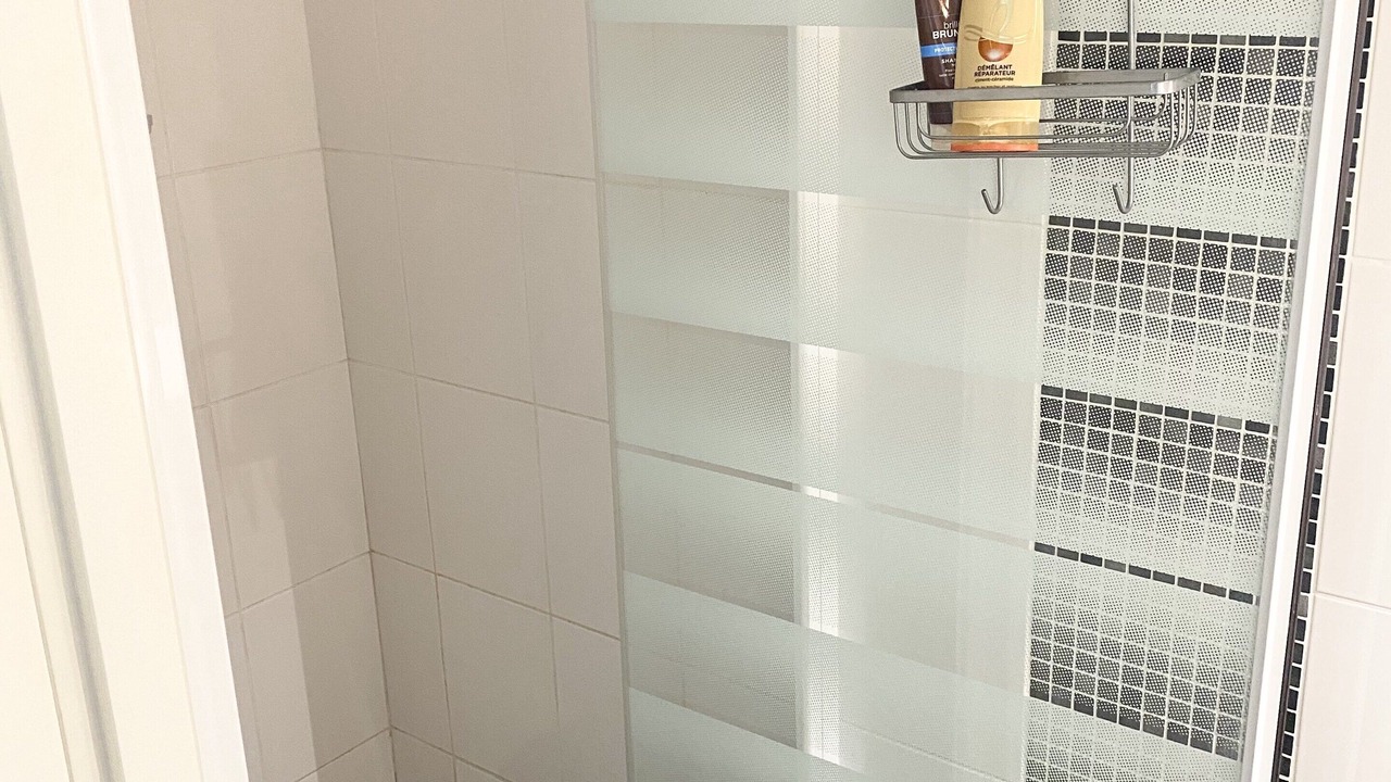 Photo of Bathroom in Gradignan