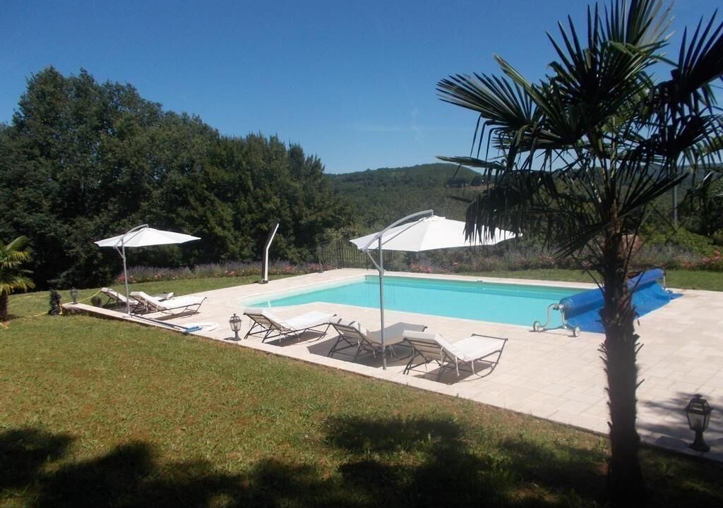 Photo of Outdoor in Saint-Julien-de-Lampon