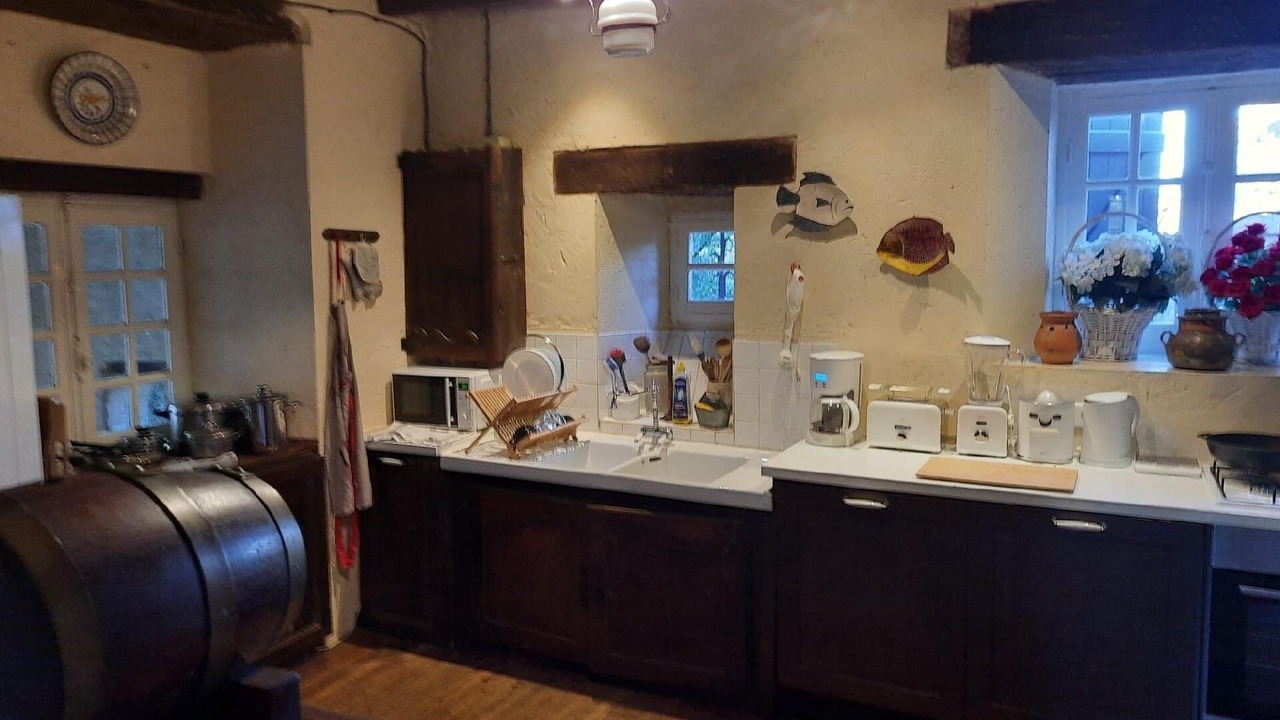 Photo of Others in Saint-Julien-de-Lampon