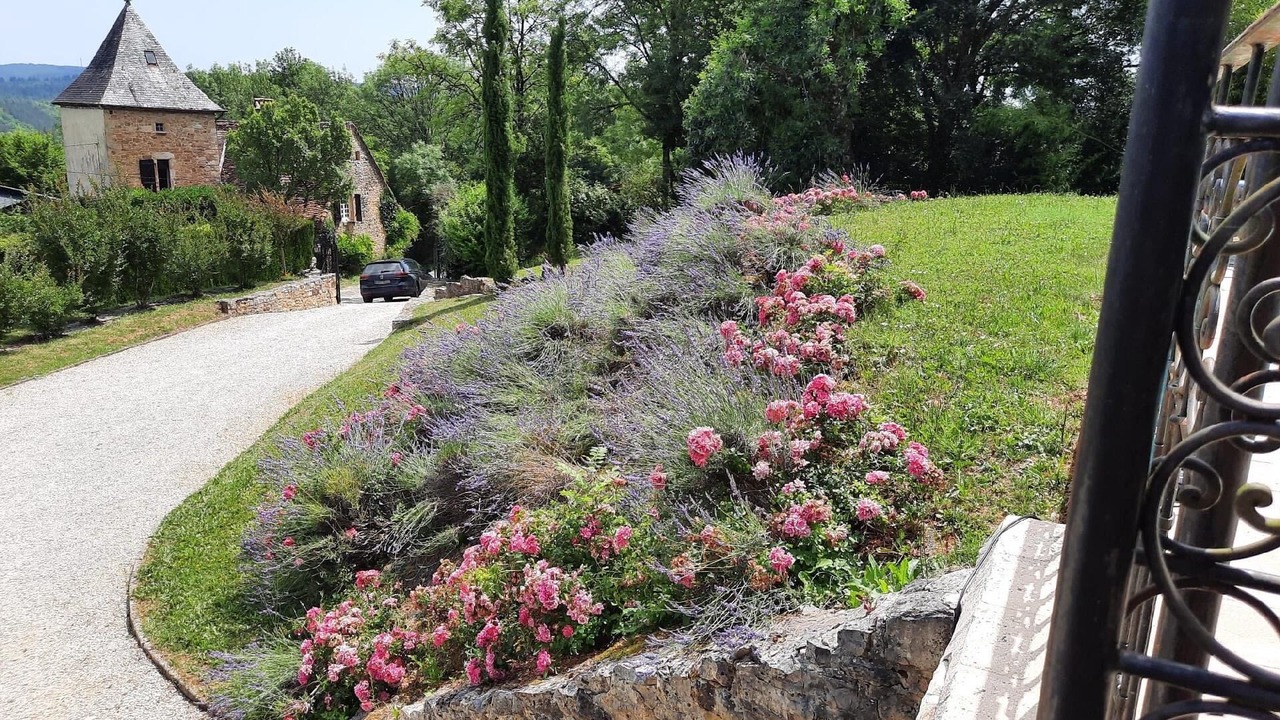 Photo of Outdoor in Saint-Julien-de-Lampon