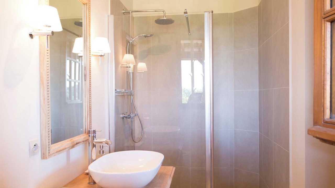 Photo of Bathroom in Villeneuve-de-Duras
