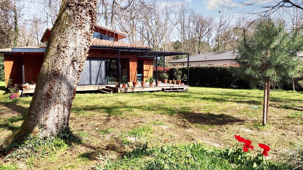Photo of Outdoor in Saint-Selve