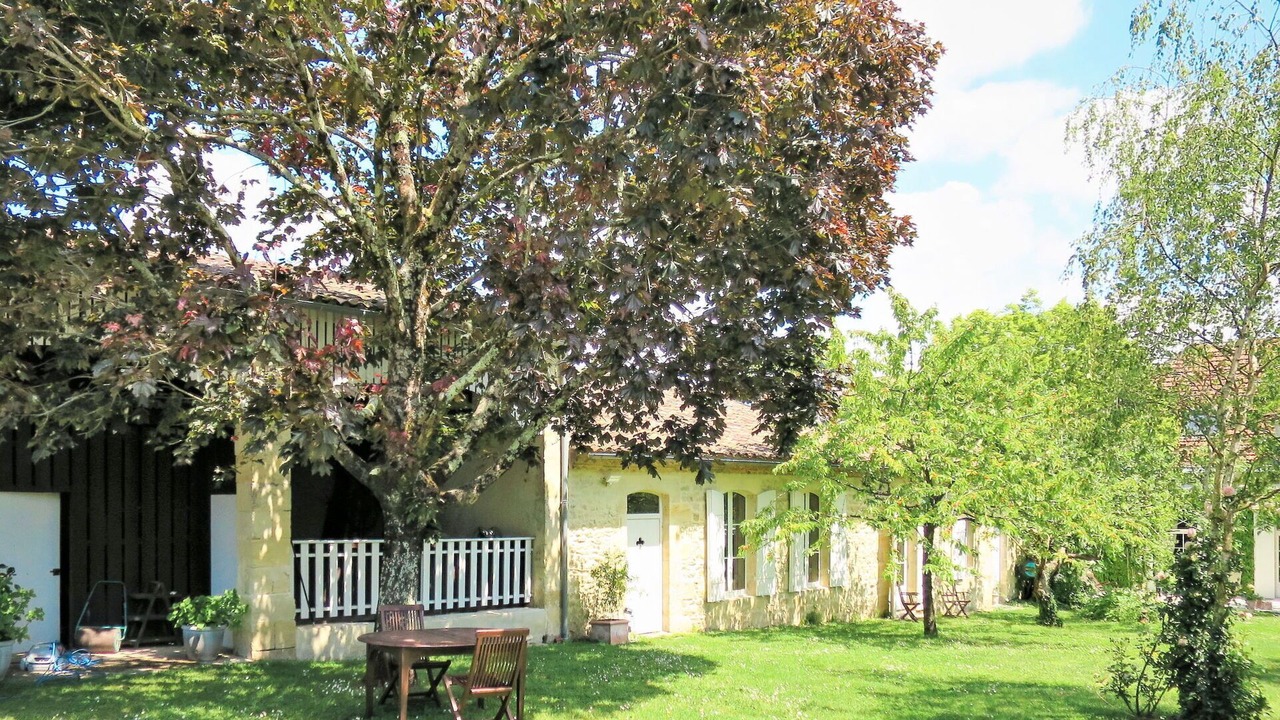 Photo of Outdoor in Vertheuil