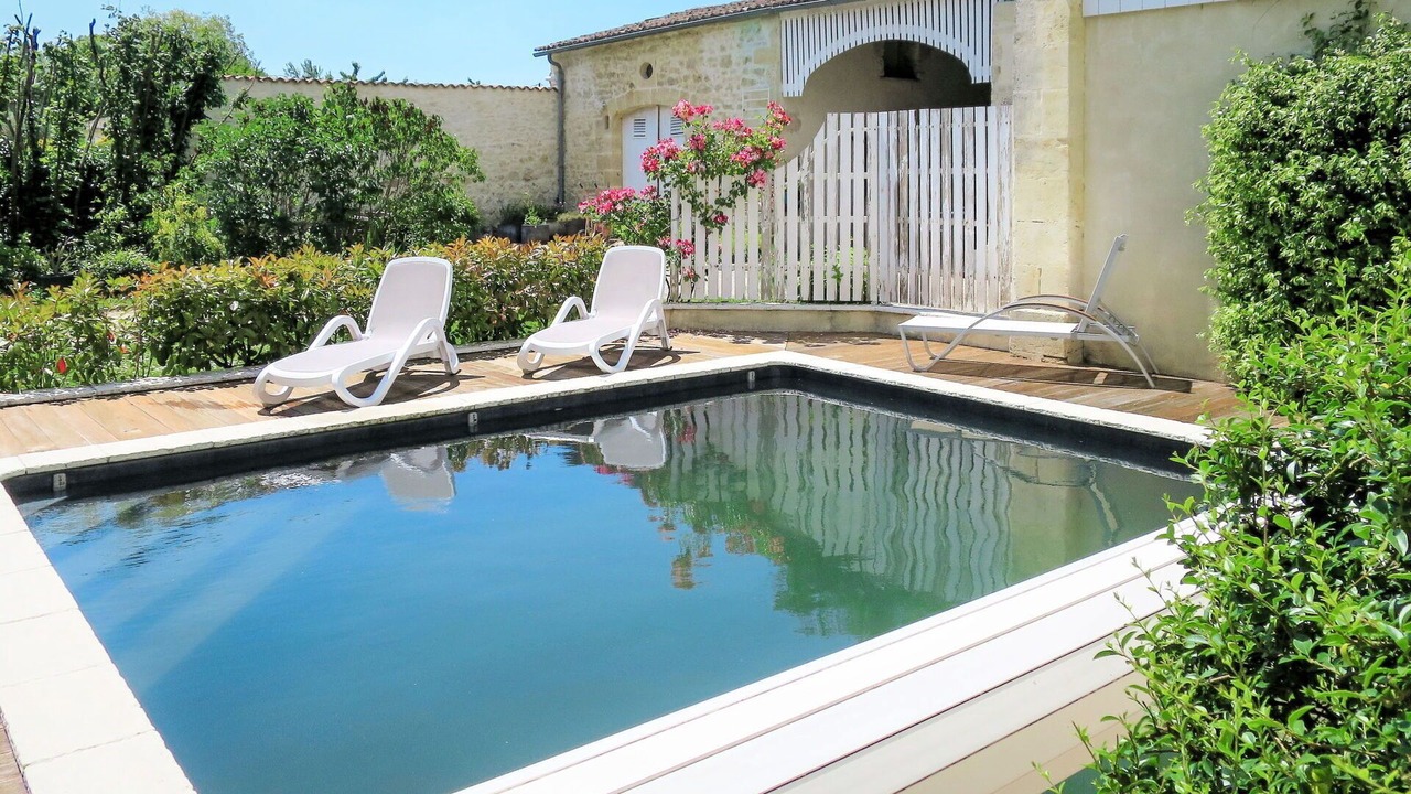 Photo of Outdoor in Vertheuil