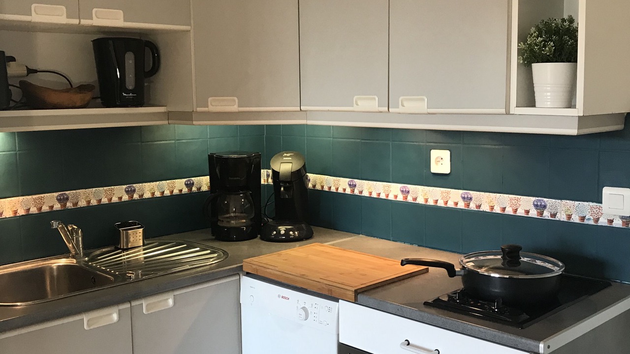 Photo of Kitchen in Le Lavandou