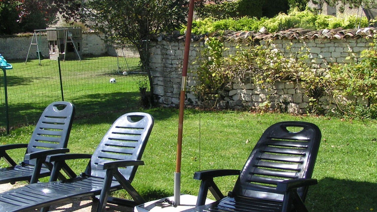Photo of Patio Balcony in Duil-sur-le-Mignon