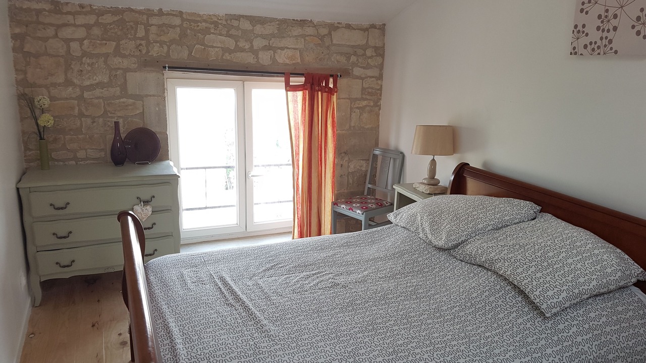 Photo of Bedroom in Duil-sur-le-Mignon