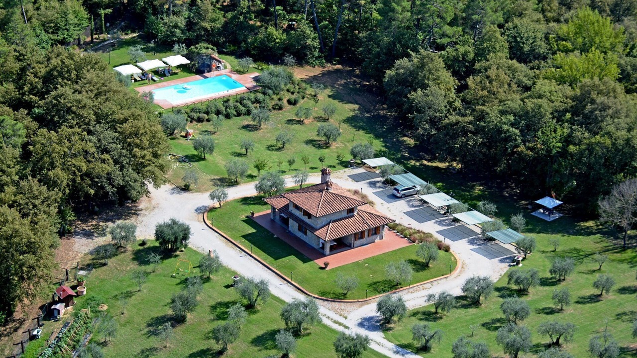 Photo of Others in Santarello