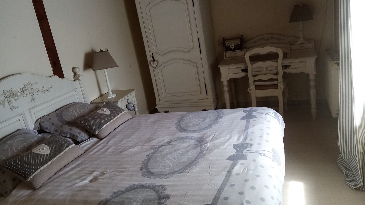 Photo of Bedroom in L'Isle-Jourdain