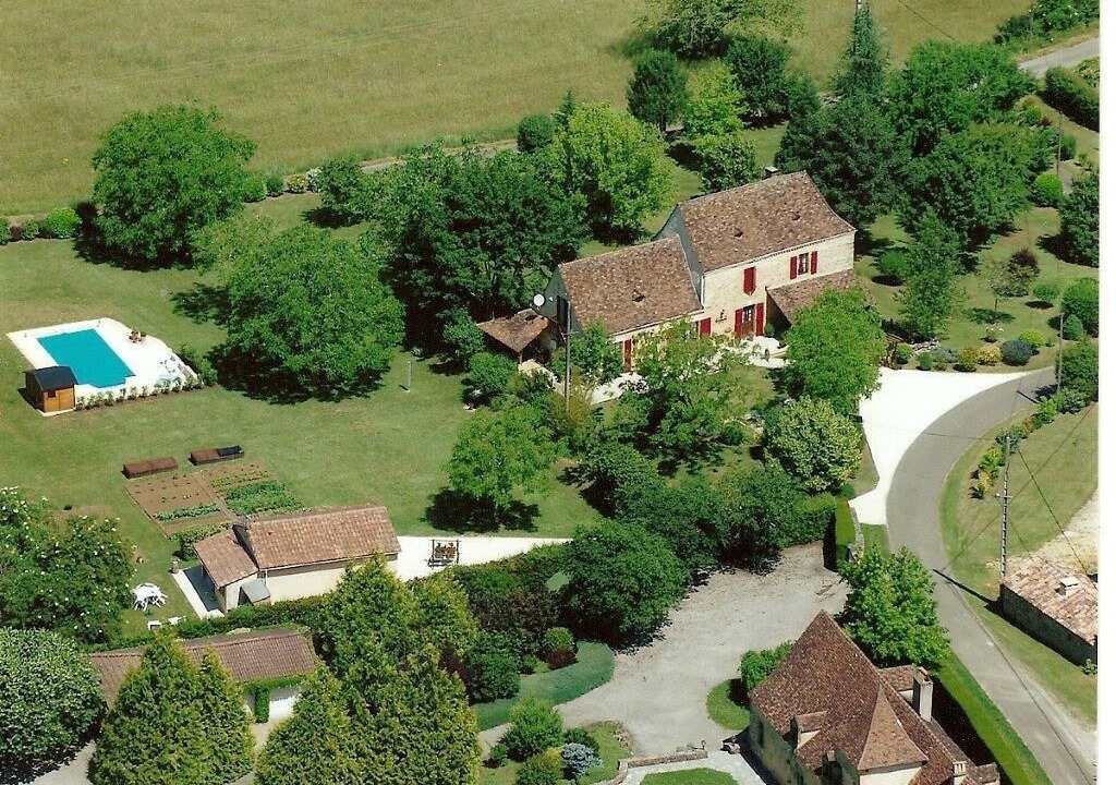 Photo of Outdoor in Saint-Julien-de-Lampon