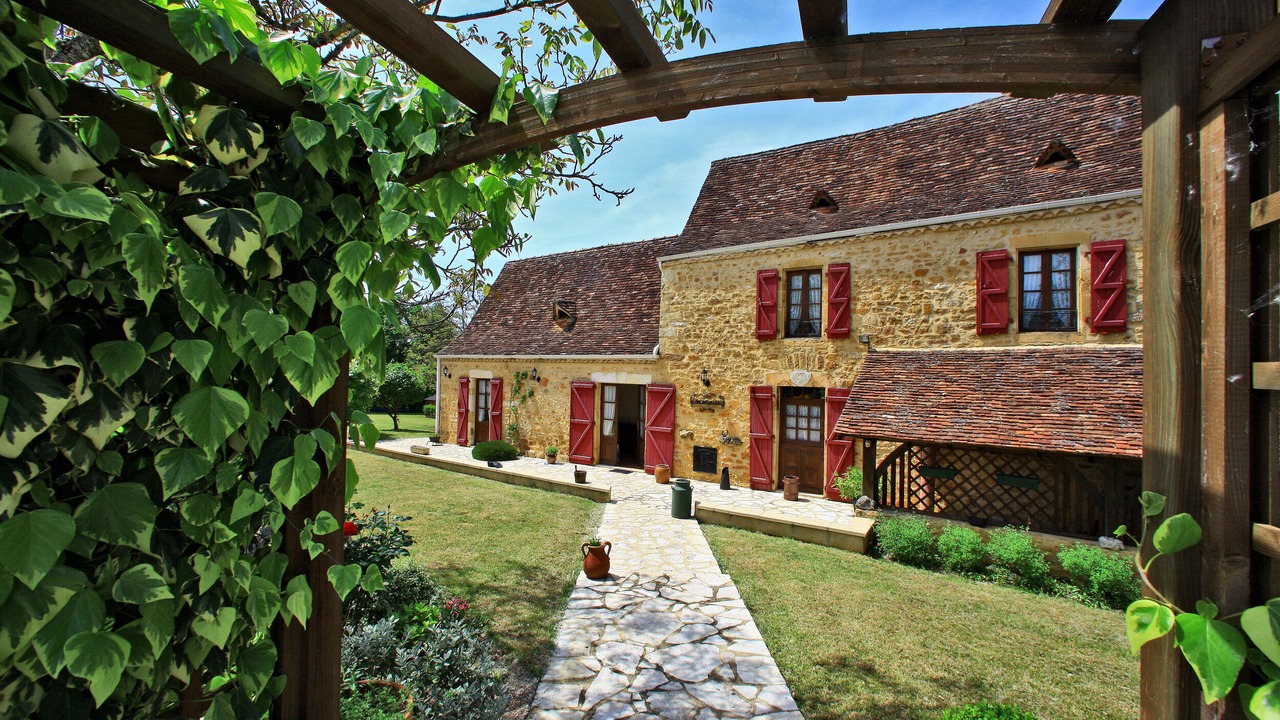 Photo of Outdoor in Saint-Julien-de-Lampon