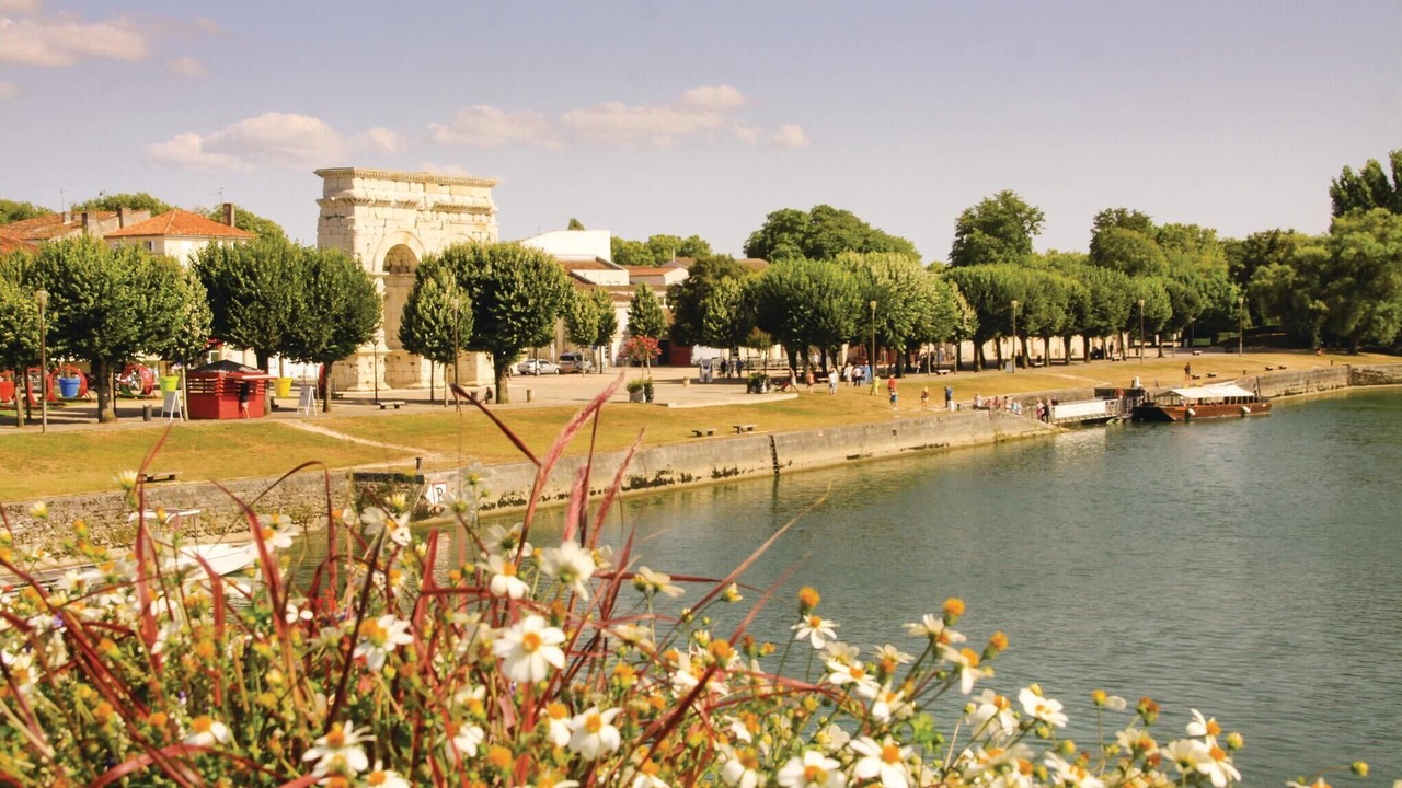 Photo of Others in Fontenille-Saint-Martin-d'Entraigues