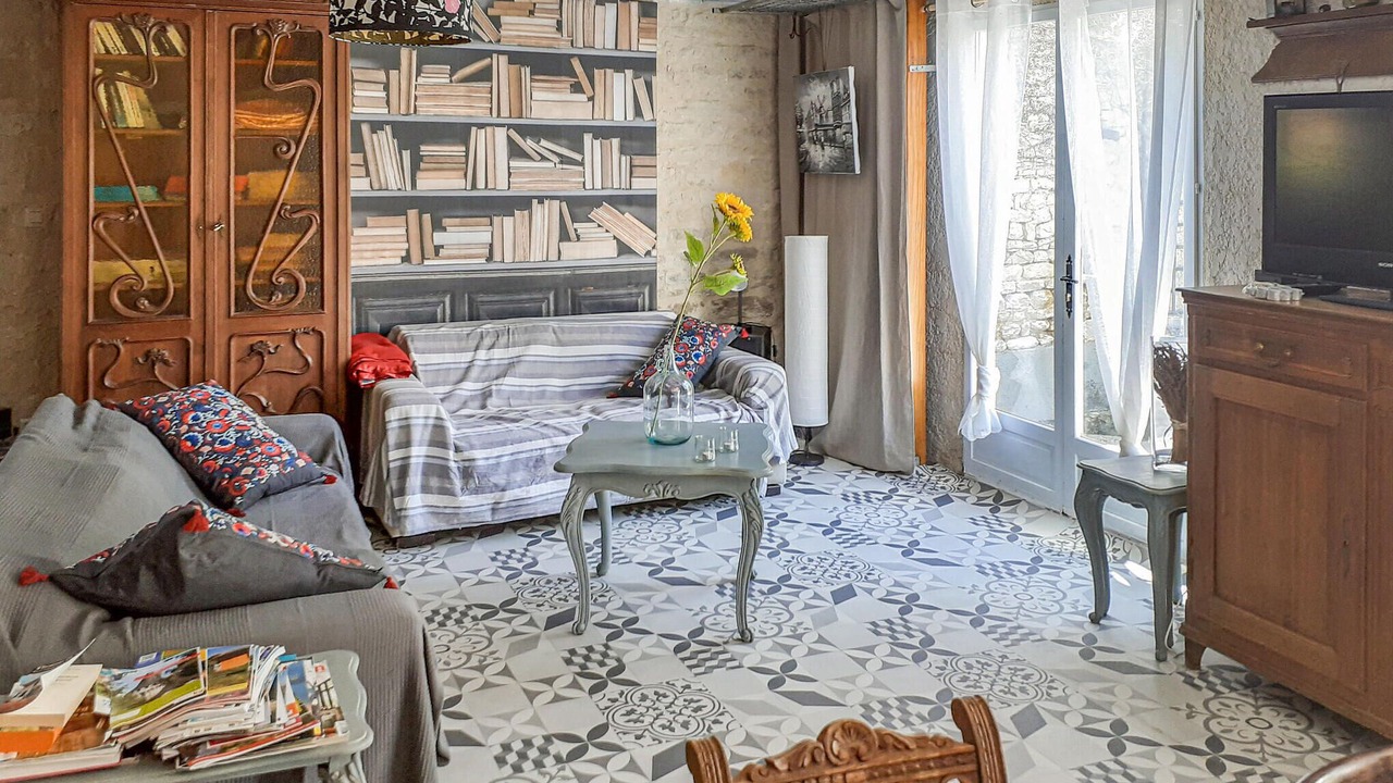 Photo of Bedroom in Fontenille-Saint-Martin-d'Entraigues