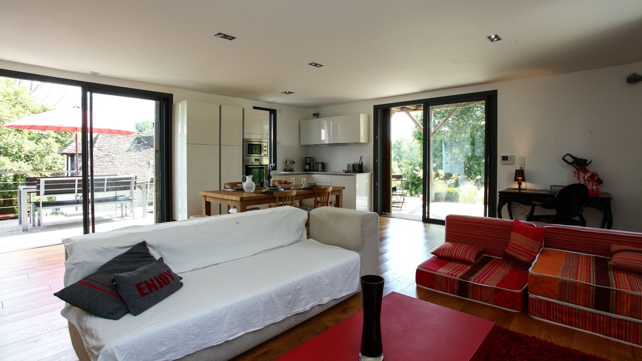 Photo of Livingroom in Saint-Jean-d'Eyraud