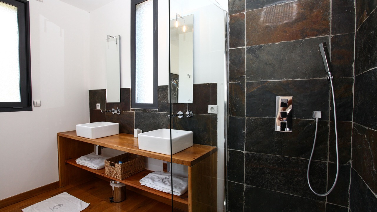 Photo of Bathroom in Saint-Jean-d'Eyraud