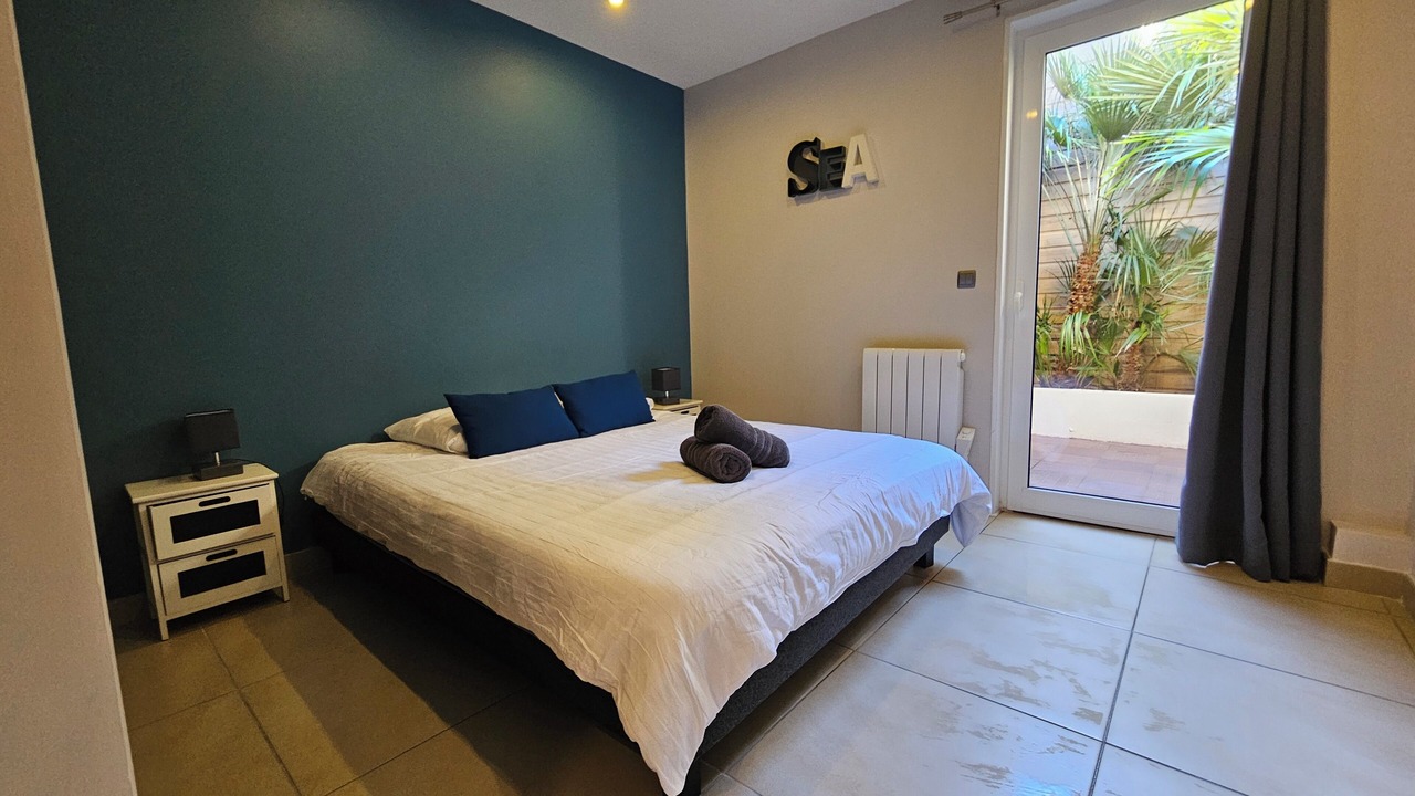 Photo of Bedroom in Lacanau-Ocean