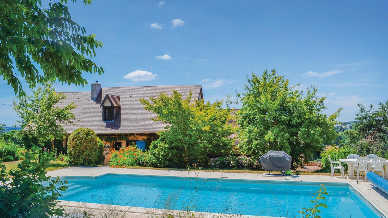 Photo of Outdoor in Saint-Priest-les-Fougeres