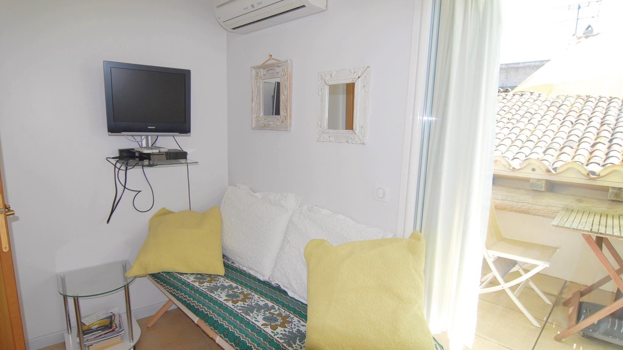 Photo of Bedroom in Beaucaire