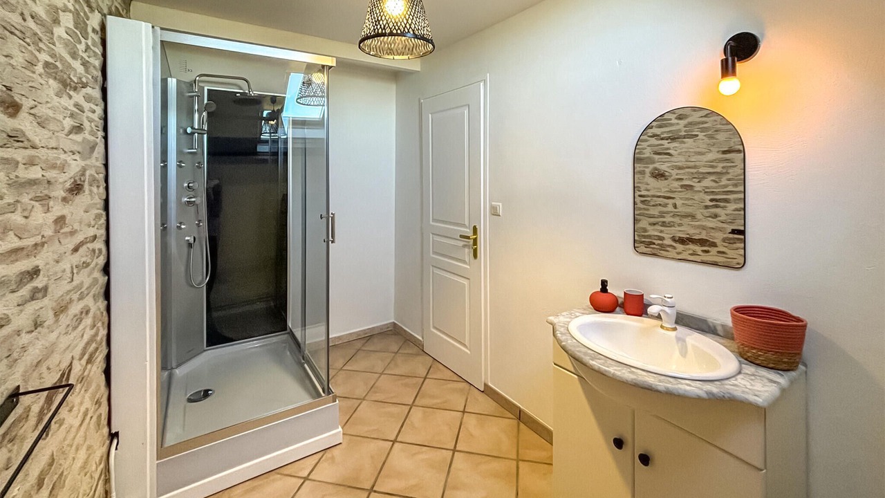 Photo of Bathroom in Jumilhac-le-Grand
