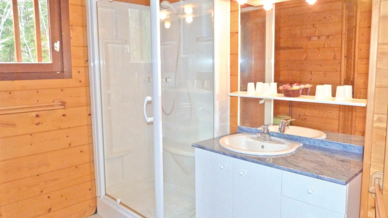 Photo of Bathroom in Sceau-Saint-Angel