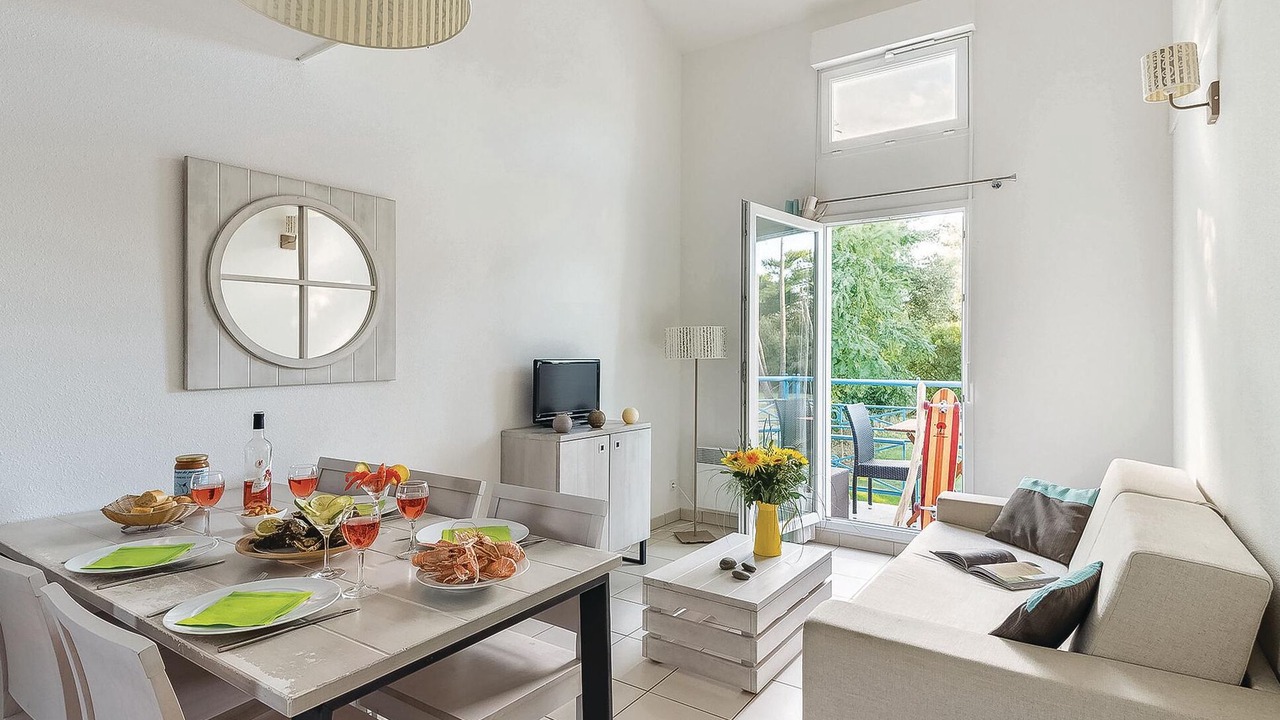 Photo of Bedroom in Saint-Palais-sur-Mer
