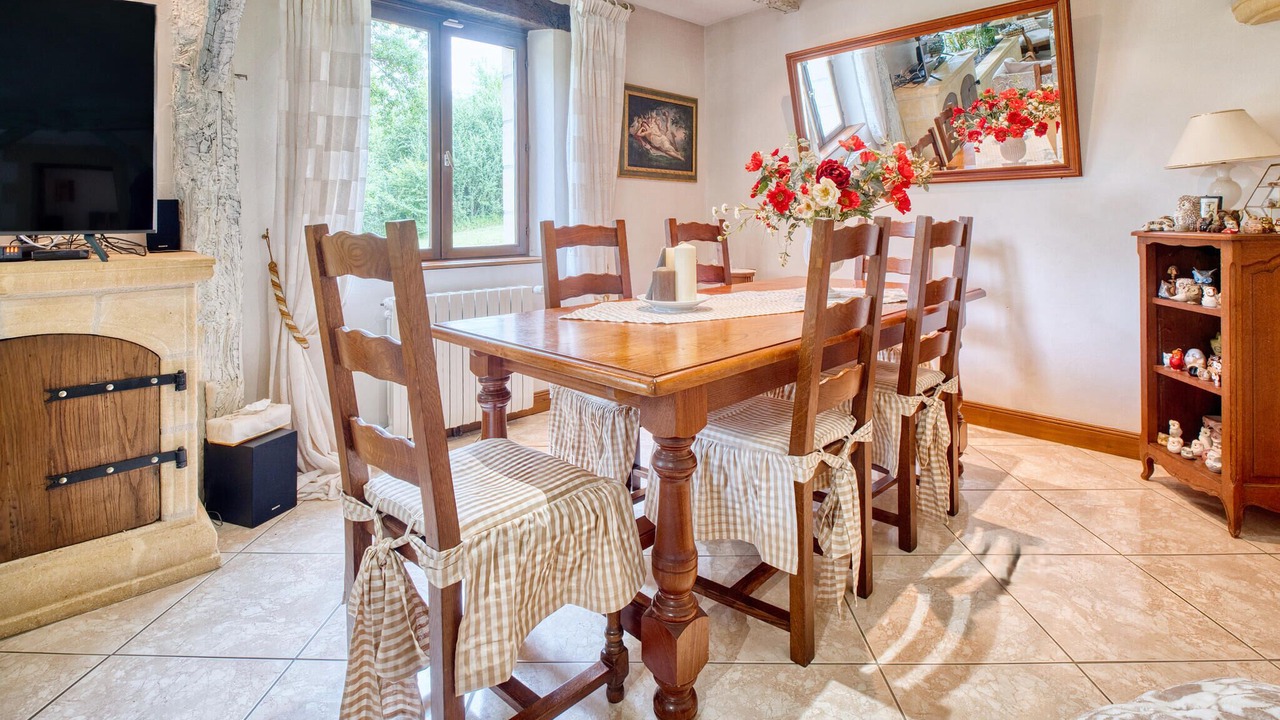 Photo of Bedroom in Le Lardin-Saint-Lazare