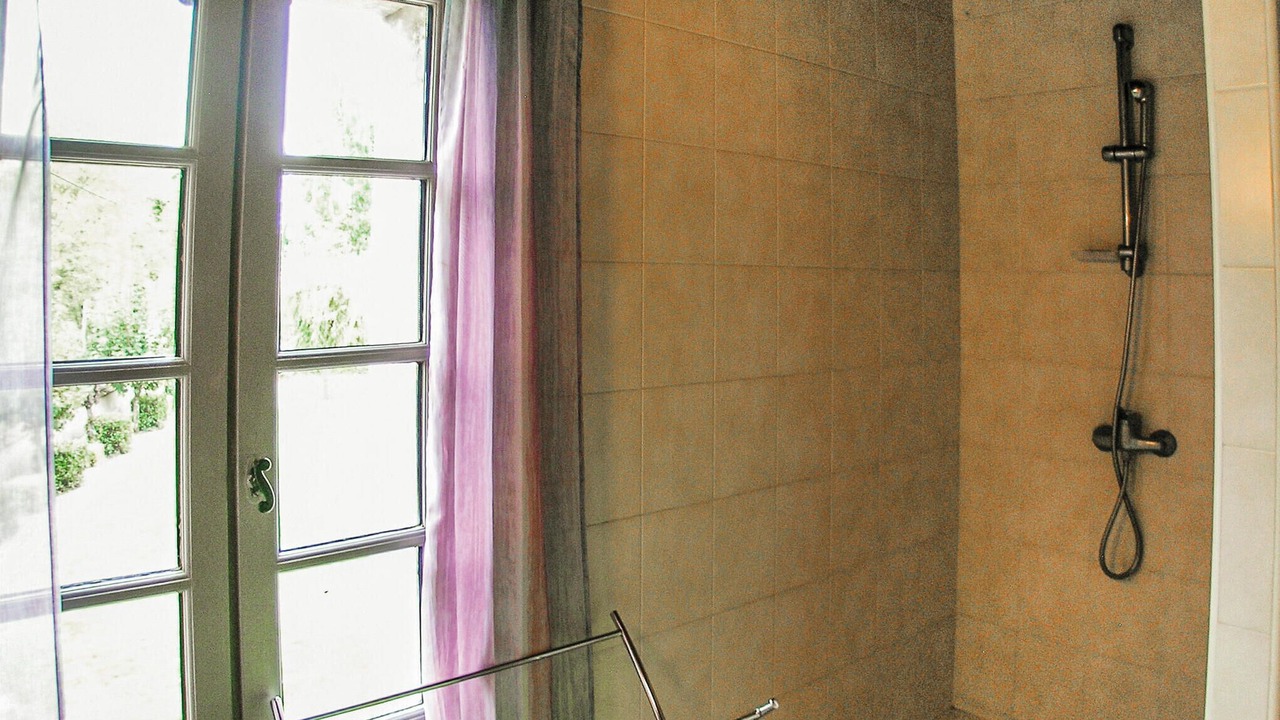 Photo of Bathroom in Gardonne